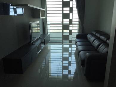 Condominium For Rent in Pinang Laguna