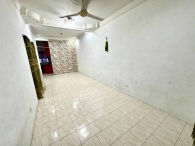 1-storey Terraced House For Sale in Semenyih,SGR
