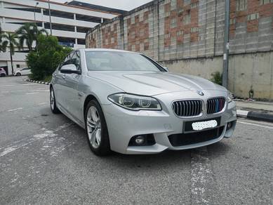 BMW 528i 28i M SPORT in Seri Kembangan, SGR