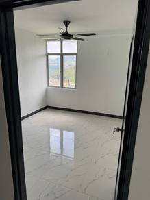 Condominium For Rent in Venice Hill