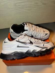 Nike Intator Custom