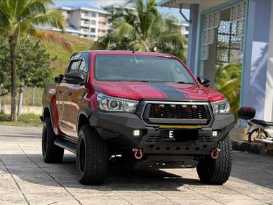 2019 Toyota Hilux BLACK EDITION