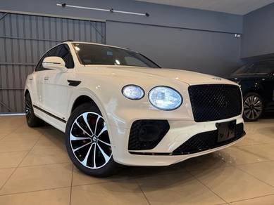 Bentley Bentayga V8 FIRST EDITION in Petaling Jaya, SGR