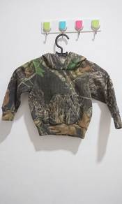 Sweater hoodie for baby size 9-12 m