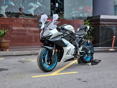 CFMOTO 675SR-R