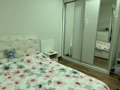 bedroom set