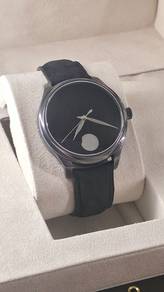H.Moser & Cie Endeavour Vantablack Moonpharse 