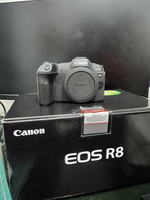Canon EOS R8