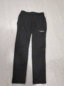 Seluar Adidas hitam M
