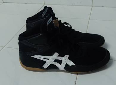 kasut Boxing ASICS 