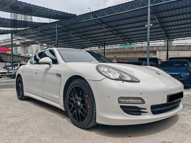 2009 Porsche Panamera 4S