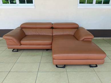 Cellini leather sofa