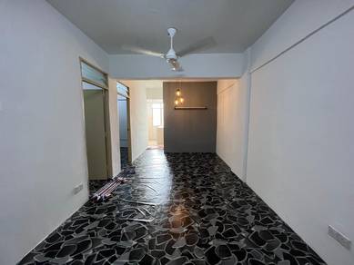 Flat For Sale in Desa Mentari Flat (Block 5)