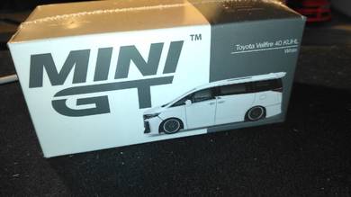 MiniGT Toyota Vellfire 40 KUHL