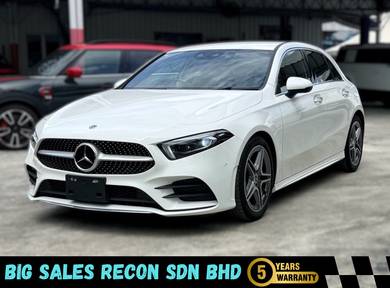 Mercedes Benz A180 180 AMG LINE (CBU) in Puchong, SGR