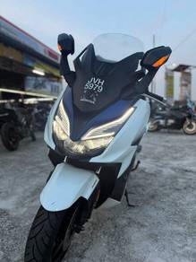 Honda Forza 250