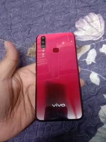 Vivo y17