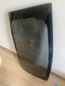 Kenari rear windscreen