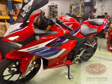 Honda CBR150R
