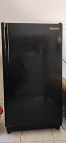 Peti ais sejuk refrigerator Cod Ada warranty 