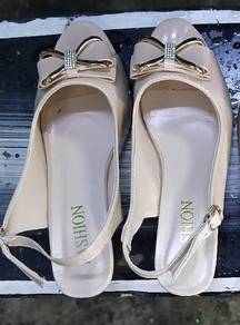 Shoe For Sale 