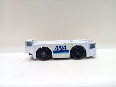 Welly ANA (All Nippon Airways) Airport Airplane