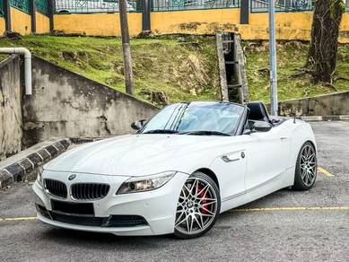 BMW Z4 sDrive20i (CBU) in Desa Petaling, KUL