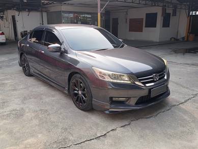 Honda Accord VTi-L in Kajang, SGR
