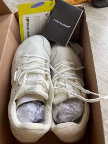 Barefoot Footwear