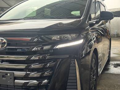 Toyota Vellfire Z PREMIER in Old Klang Road, KUL