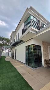 Semi-Detached House For Sale in Tebrau,JHR