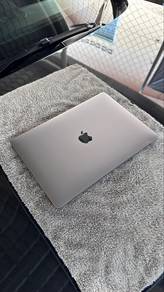 Macbook M1 2020
