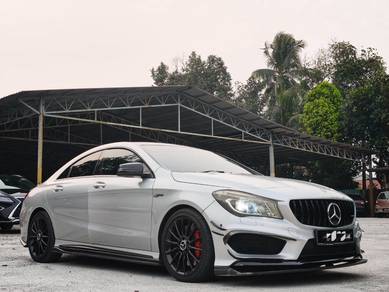 Mercedes Benz CLA250 250 AMG 4 MATIC (CBU) in Kajang, SGR