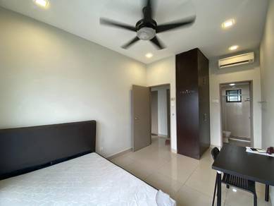 Room in OUG, KUL