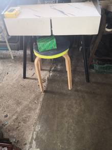 meja solek