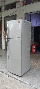Toshiba 2door fridge refrigerator 270-L