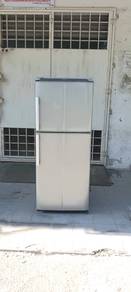 2door fridge refrigerator jenama sanyo 179L