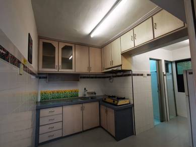 Apartment For Rent in Taman Utama