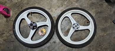 3 batang custom sekali tayar