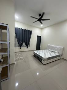 Room in Gelang Patah, JHR