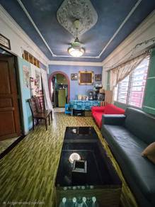 Apartment For Sale in Damai Apartment
