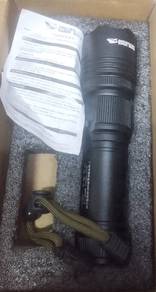 lampu suluh