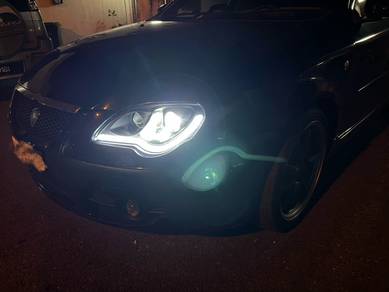Persona/Gen 2 projector headlamp