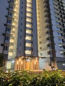 Condominium For Rent in E Park Residence