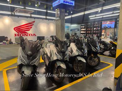 Honda Forza 250