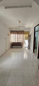 Apartment For Rent in Taman Seri Setia