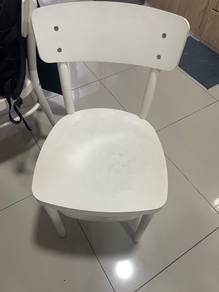 Dining table + 4 chairs