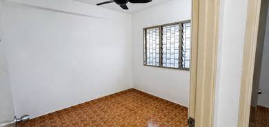 Apartment For Sale in Pangsapuri Seroja @ Setia Alam
