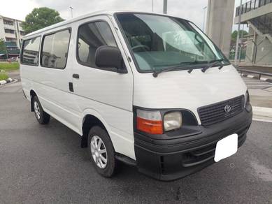 2004 Toyota Hiace