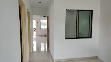 Townhouse For Rent in Petaling Jaya,SGR
